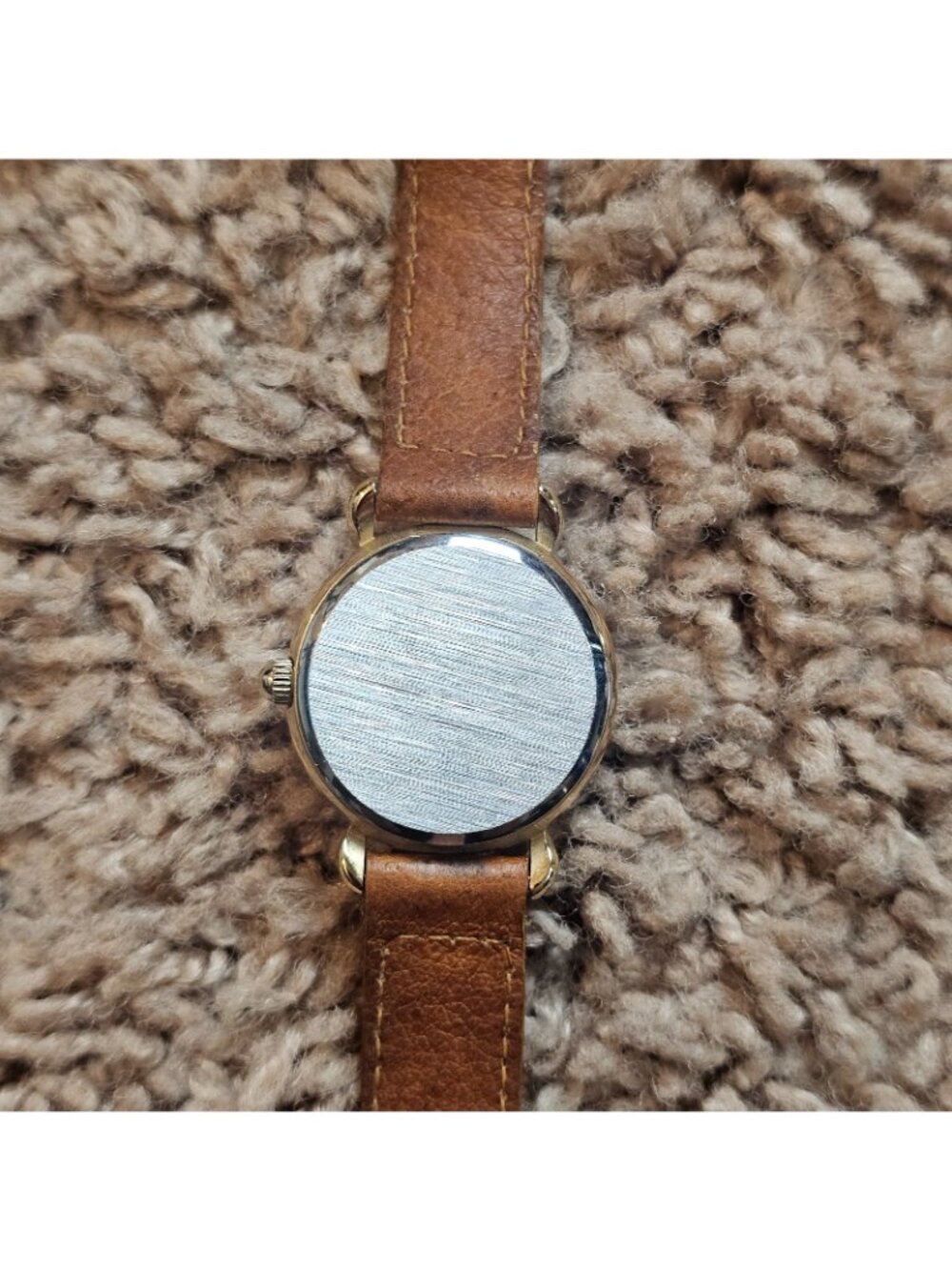 Vintage Axcess Moonphase Watch Gold Tone Wraparound Band Date Quartz Repair/Part - Picture 6 of 6